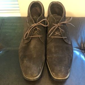 Men’s brown suede chukka boots by Geox. Size 10 (44). Like new. $30.